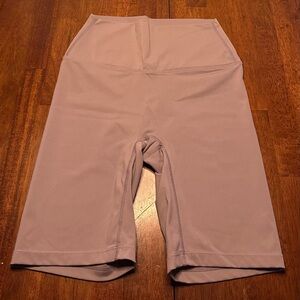 Lululemon Align Biker Shorts High-Rise Shorts Mauve Pink/ Purple Size 6 LikeNew